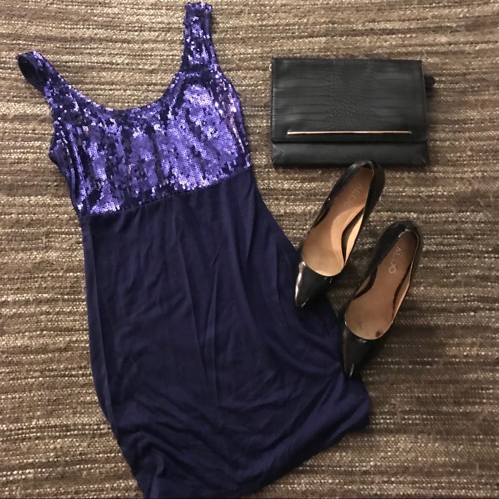 Navy Sequin Bodycon Dress // Forever 21 // Small